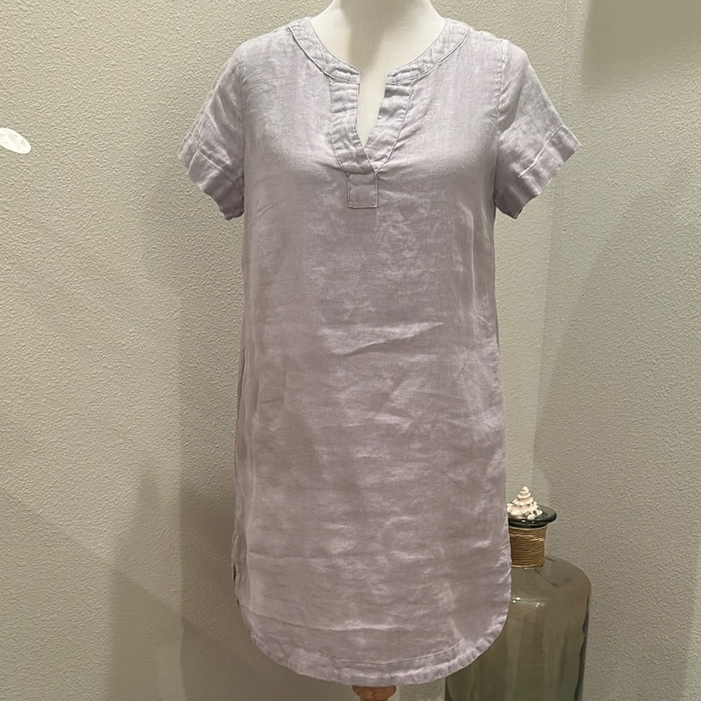 Chic Light Gray V-Neck Dress